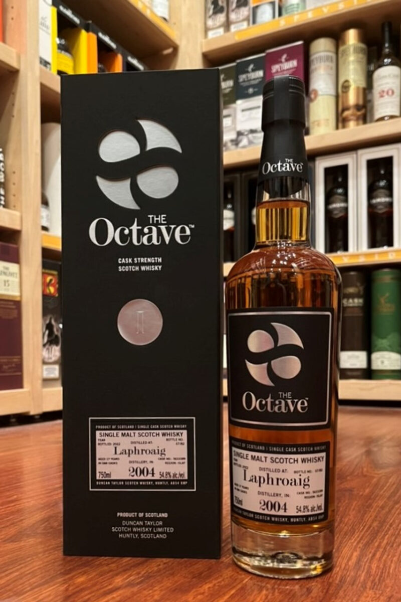 Laphroaig 17 Year Old, 2004, Octave by Duncan Taylor - Image 2